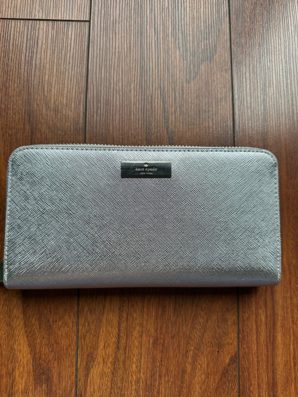 ♠️♠️NWOT kate spade Kenzie Silver Metallic Large Continental Zip Wallet♠️♠️